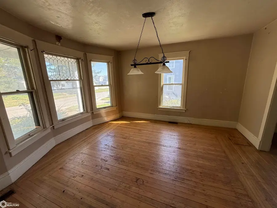 1611 South Street, Burlington, IA 52601 - #2