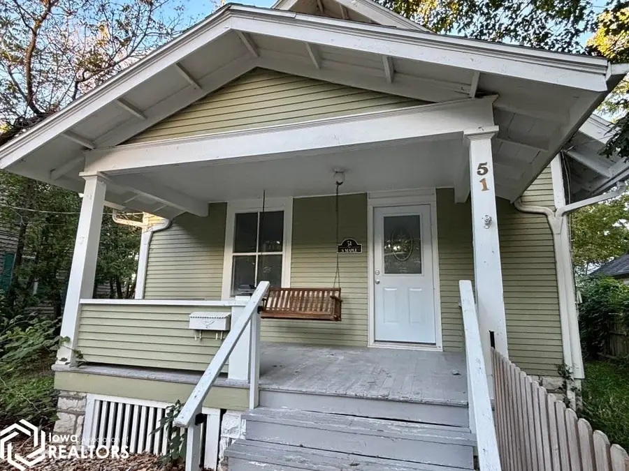 51 S Maple Street, Fairfield, IA 52556 - #2