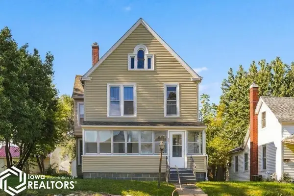 807 S 9th Street, Burlington, IA 52601