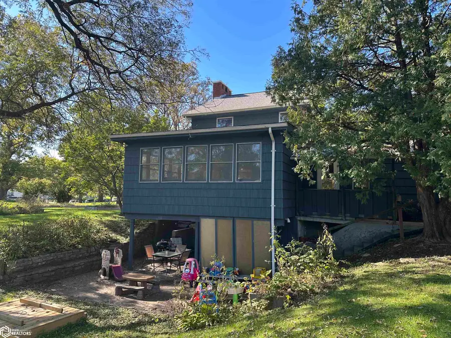 510 Market Street, Keosauqua, IA 52565 - #3