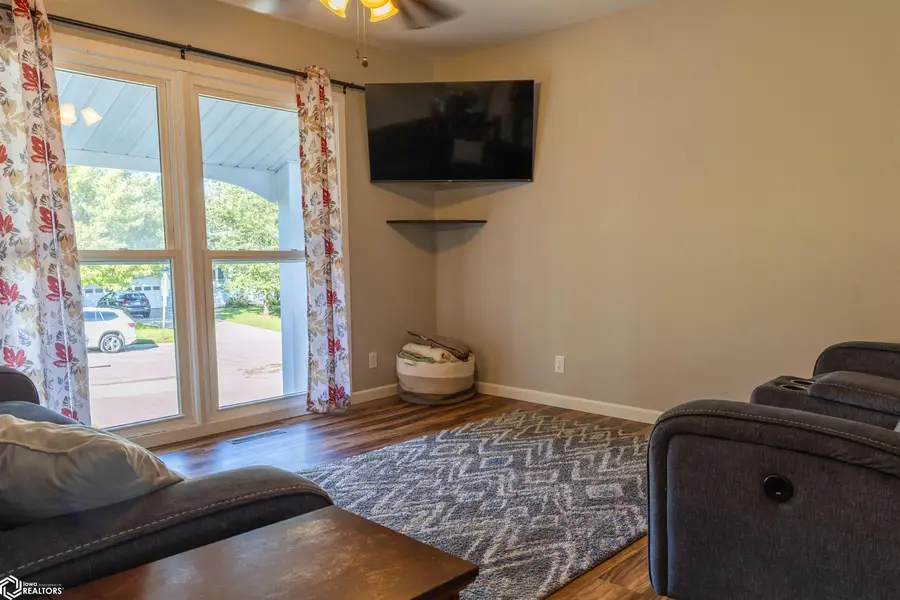 303 Newcastle Road, Marshalltown, IA 50158 - #3