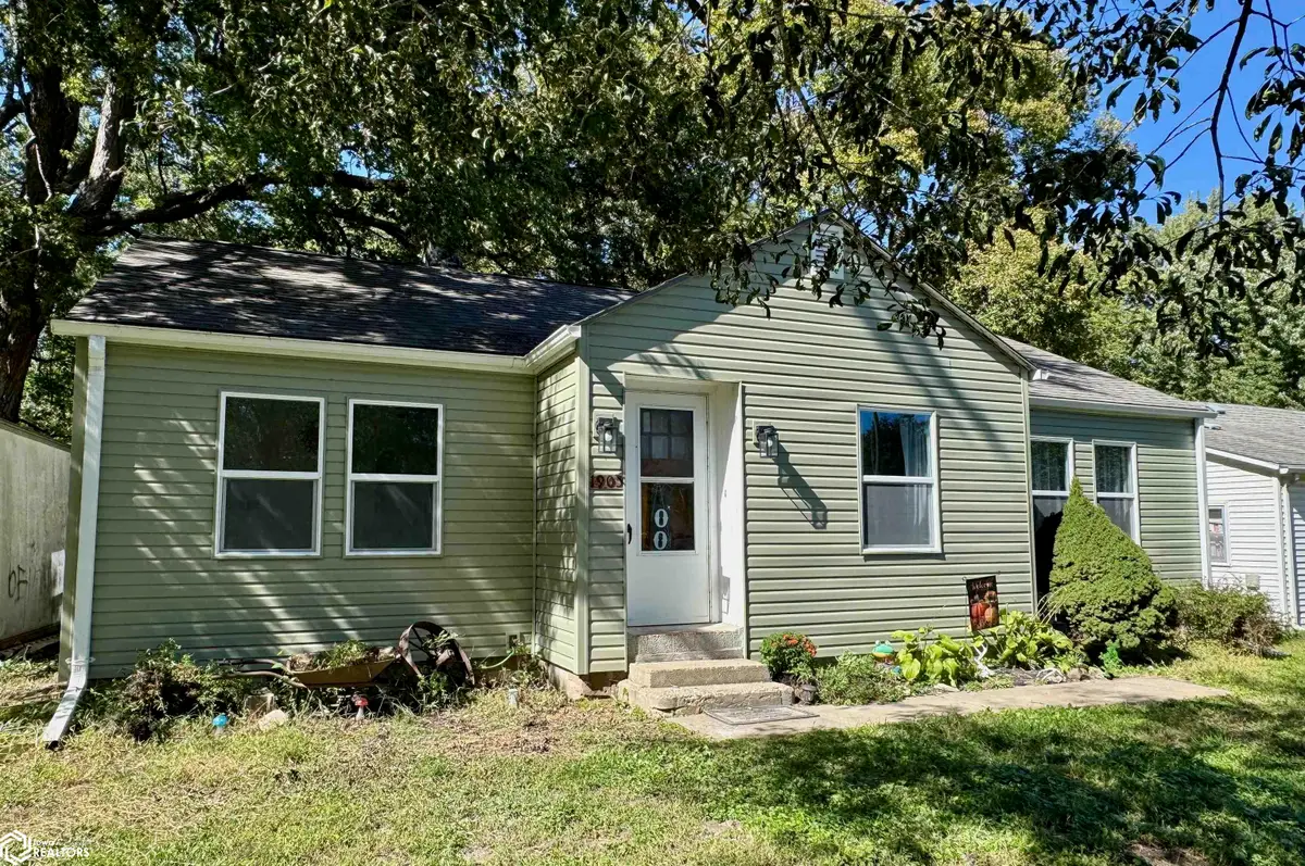 1905 Monroe Street, Hamburg, IA 51640 - #1