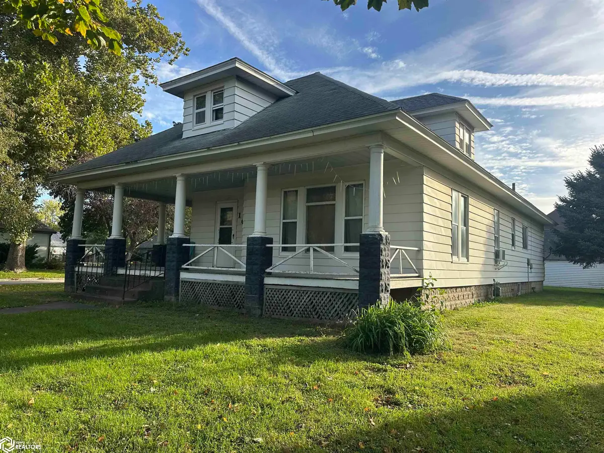 101 S Clark Street, Winfield, IA 52659 - #1