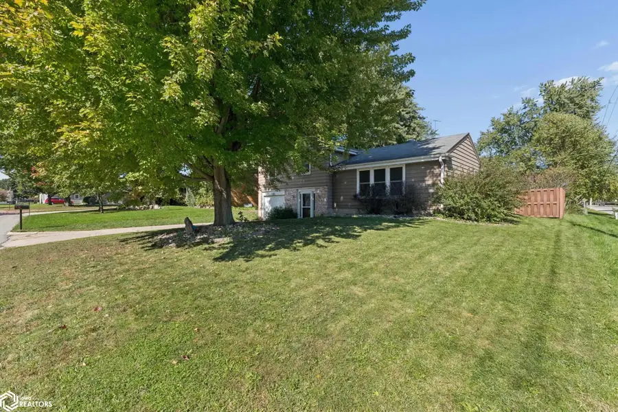 1304 2nd Street, Mason City, IA 50401 - #3