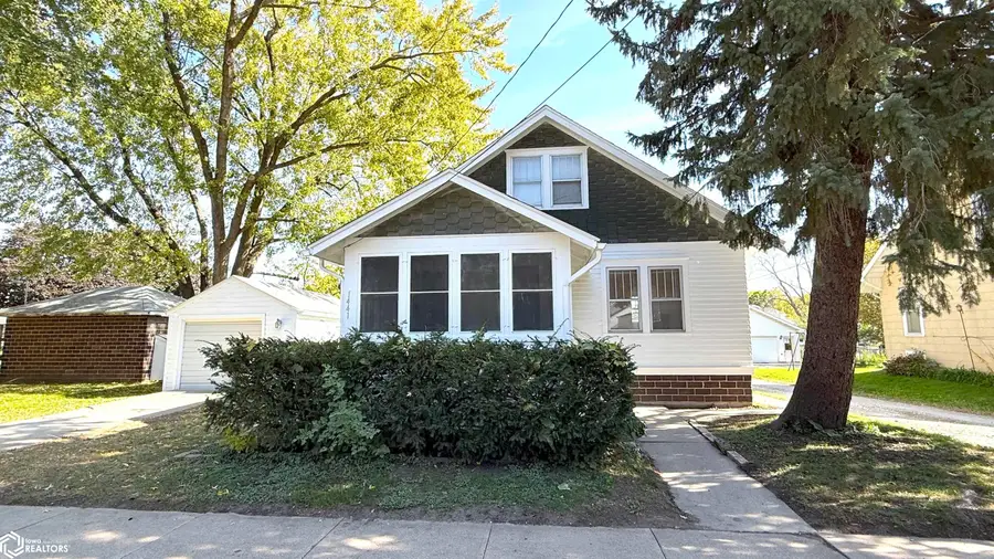 1441 N Jefferson Avenue, Mason City, IA 50401 - #2