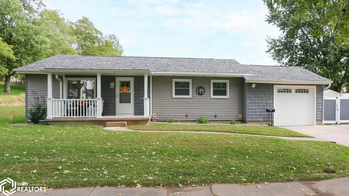 202 15th Street, Fort Madison, IA 52627 - #1