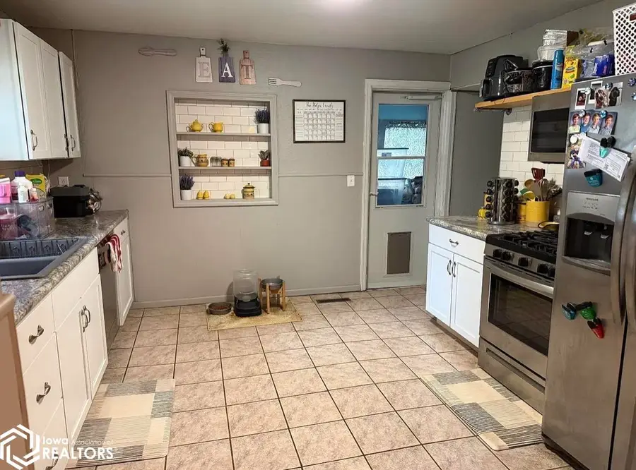 107 N West Street, Mount Ayr, IA 50854 - #3