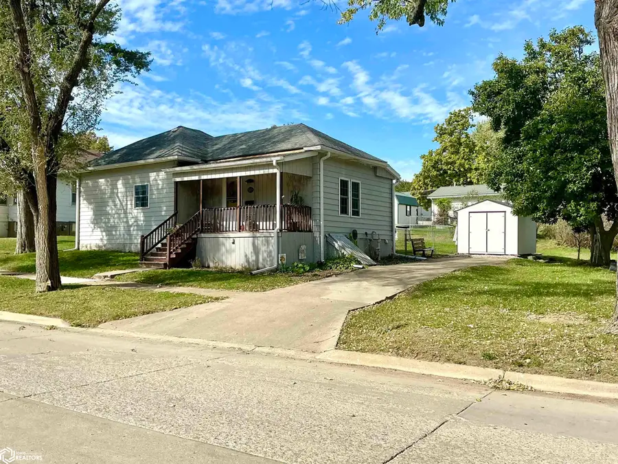 319 E Orchard Street, Centerville, IA 52544 - #2