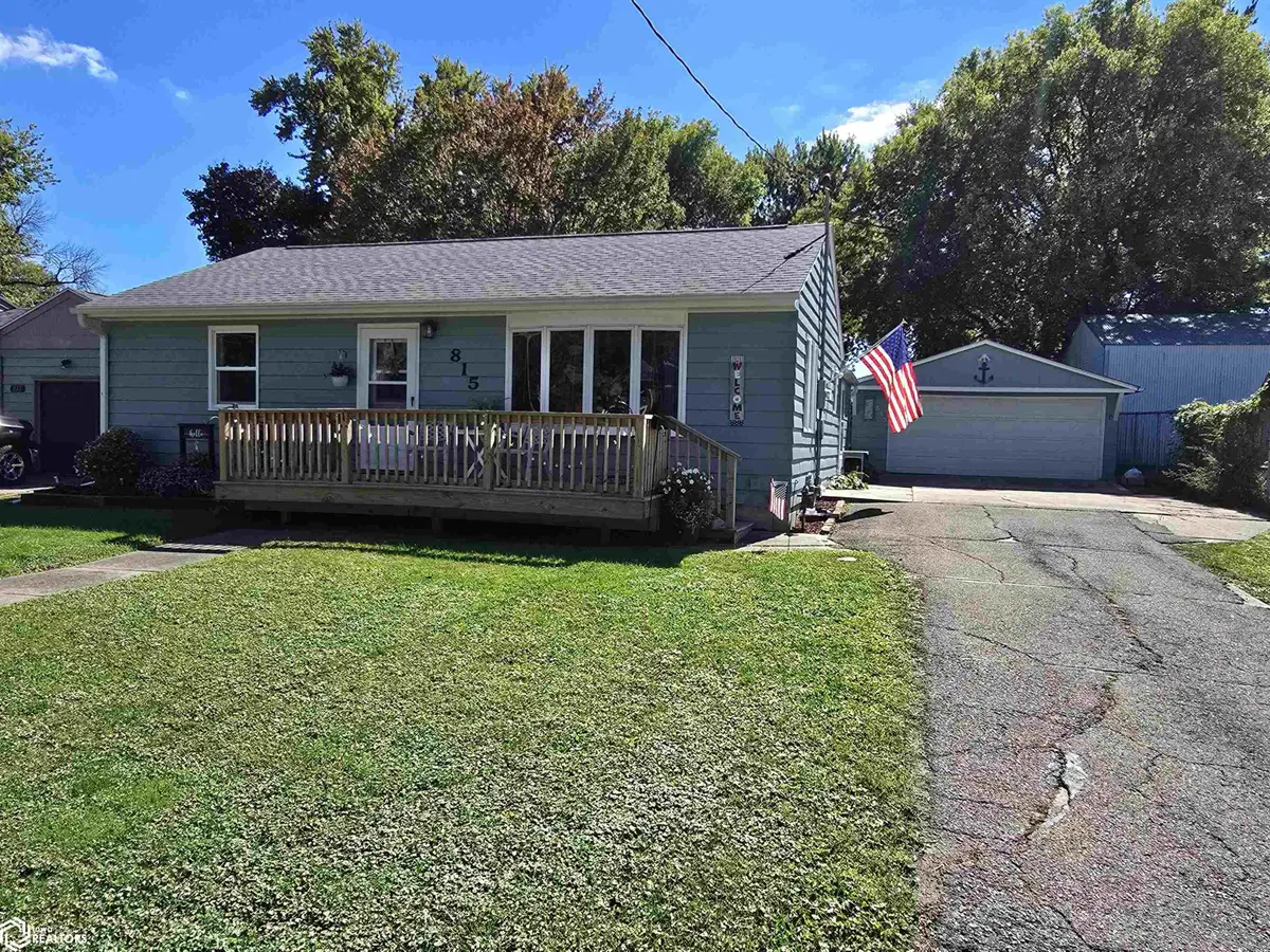 815 6th Ave S, Clear Lake, IA 50428 - #1