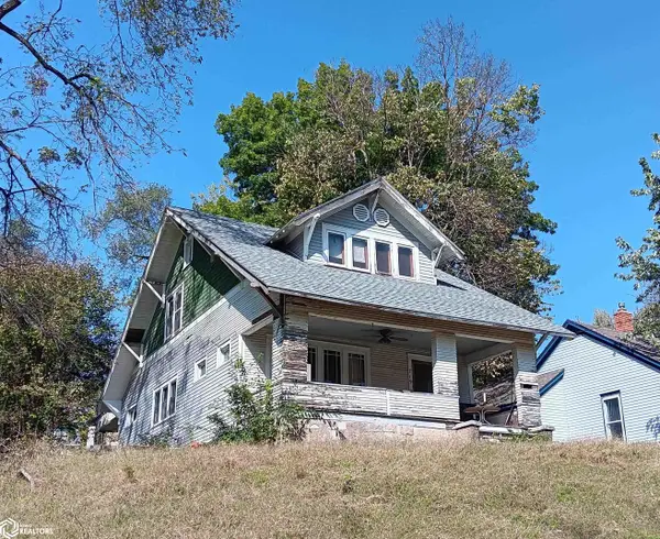719 Albany Street, Ottumwa, IA 52501