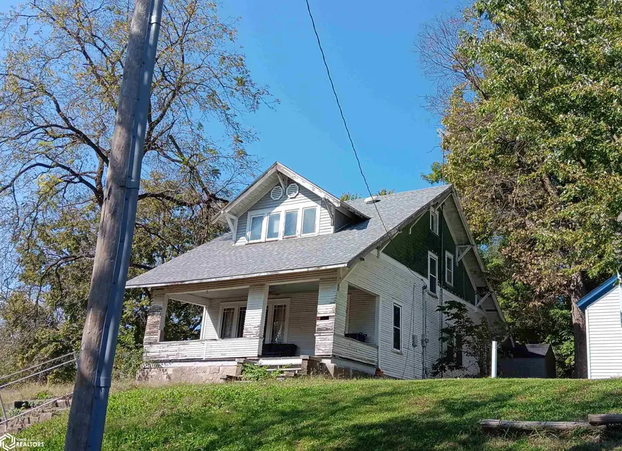 719 Albany Street, Ottumwa, IA 52501 - #2