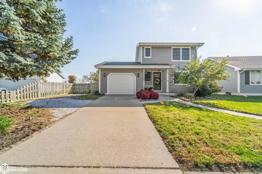 711 S 13th Street, Nevada, IA 50201 - #3