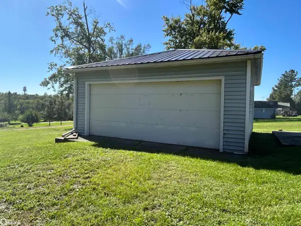 214 S Pine Street, What Cheer, IA 50268