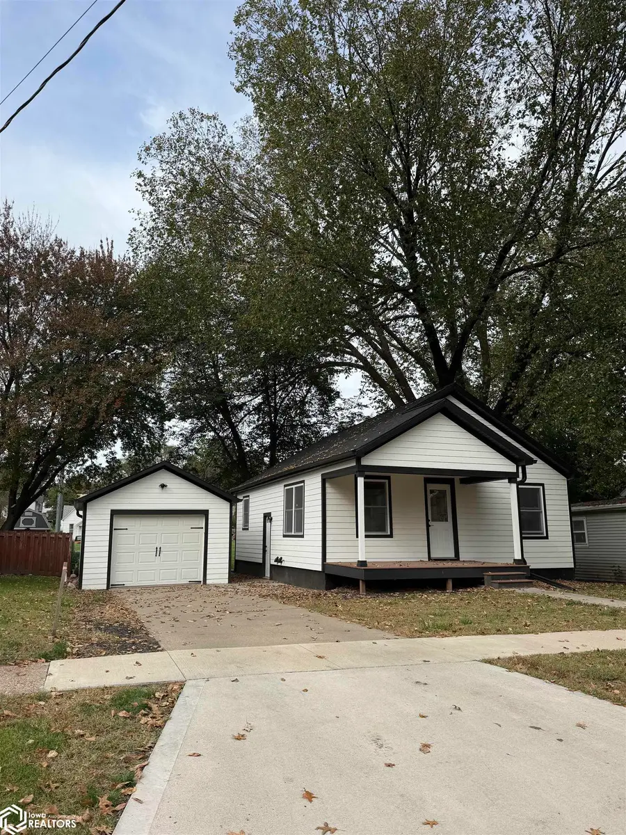 419 N 2nd Street, Oskaloosa, IA 52577 - #2