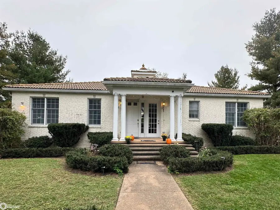 1946 Mansion Drive, Fairfield, IA 52556 - #3