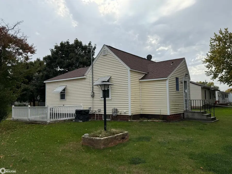 910 7th Avenue North, Humboldt, IA 50548 - #2