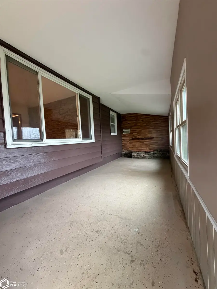 1104 8th Street N, Northwood, IA 50459 - #2