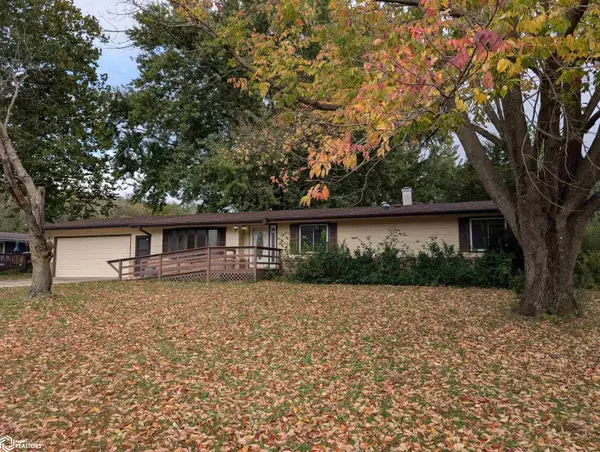 12068 Flint Valley Drive, Burlington, IA 52601