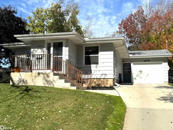 1804 Main Avenue, Clear Lake, IA 50428