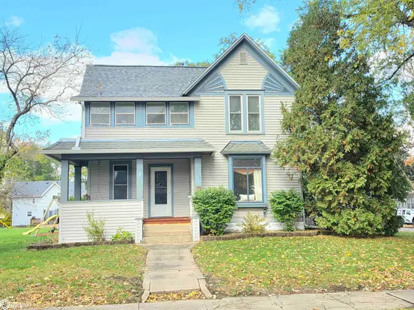 424 8th St Se, Mason City, IA 50401