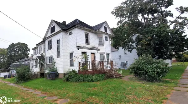 100 S Marshall Street, Burlington, IA 52601
