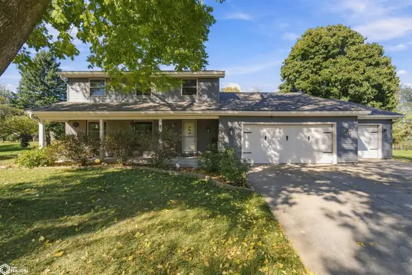 8 Quarry Rd, Mason City, IA 50401