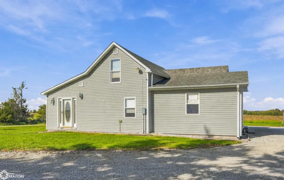 19818 195th Avenue, Sigourney, IA 52591 - #1