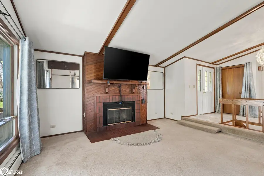 1754 Weimer Street, Burlington, IA 52601 - #2