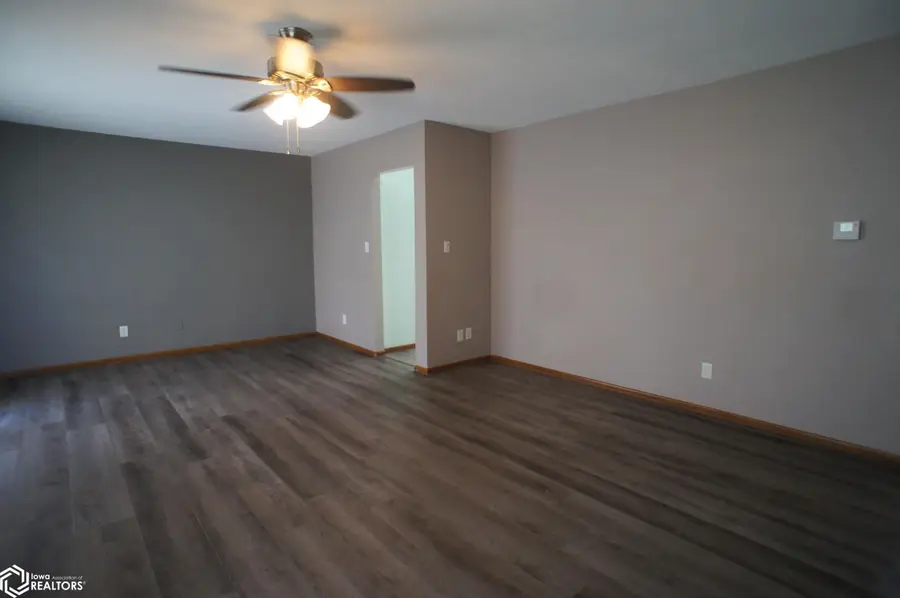 802 Fair Meadow Court, Webster City, IA 50595 - #2