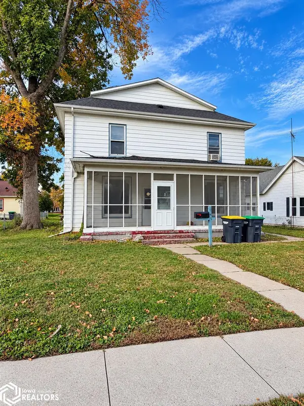 844 Buchanan Avenue, Wapello, IA 52653