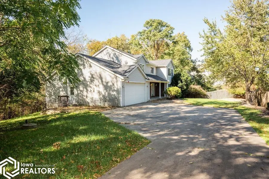 2009 Hickory Street, Ottumwa, IA 52501 - #2