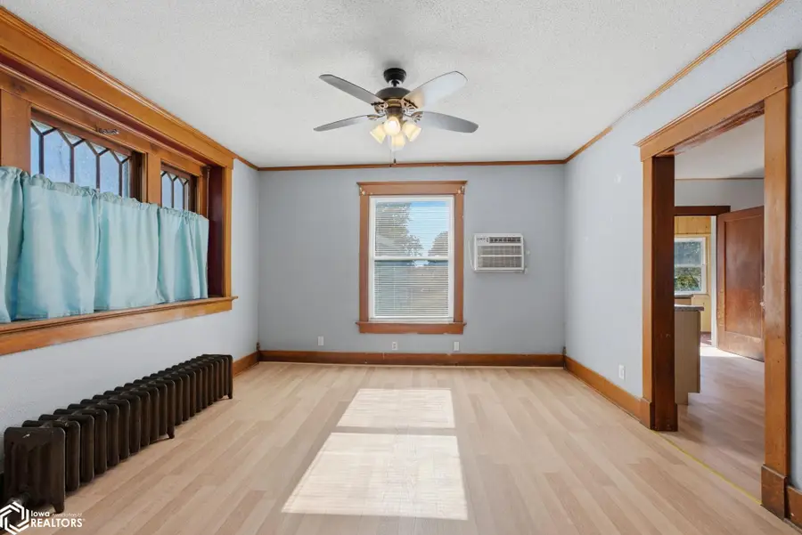 431 Washington Street, Ainsworth, IA 52201 - #2