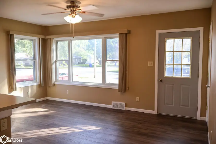 601 8th Avenue N, Humboldt, IA 50548 - #3