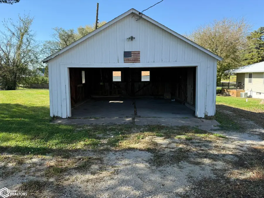 226 N Main Street, Osceola, IA 50213 - #3