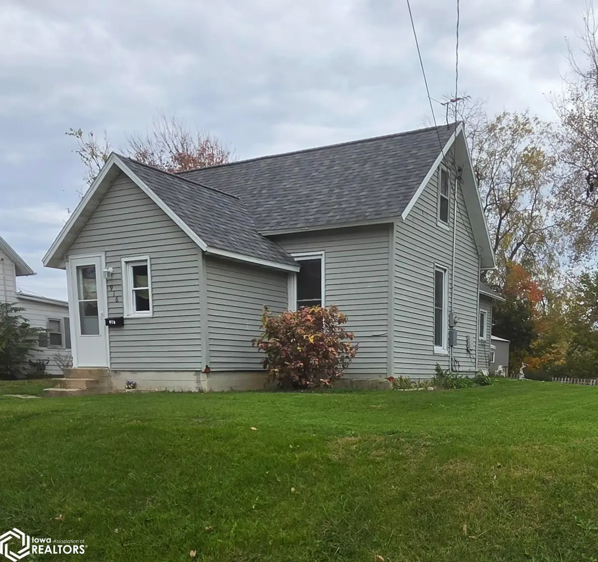 916 Oak Street, Iowa Falls, IA 50126 - #1
