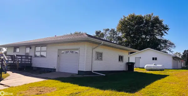 607 Texas Street, Bonaparte, IA 52620