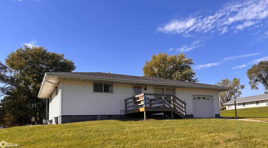 607 Texas Street, Bonaparte, IA 52620 - #2