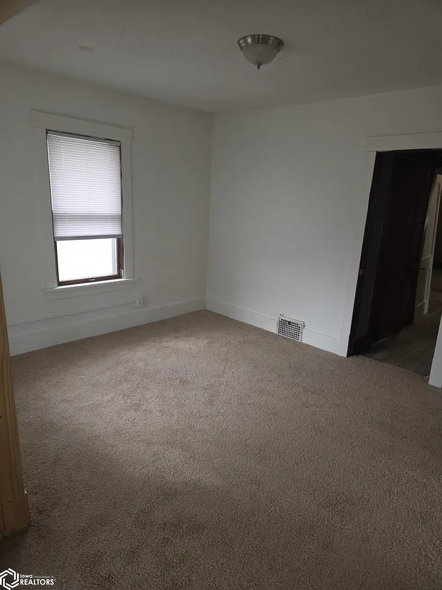 316 S 16th Street, Fort Dodge, IA 50501 - #2