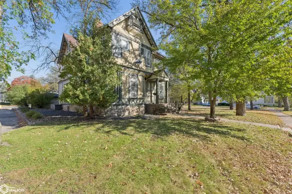 324 2nd Street Se, Mason City, IA 50401