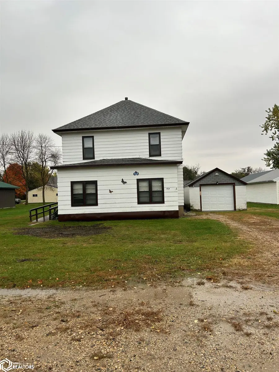 504 E Robins Street, Graettinger, IA 51342 - #2
