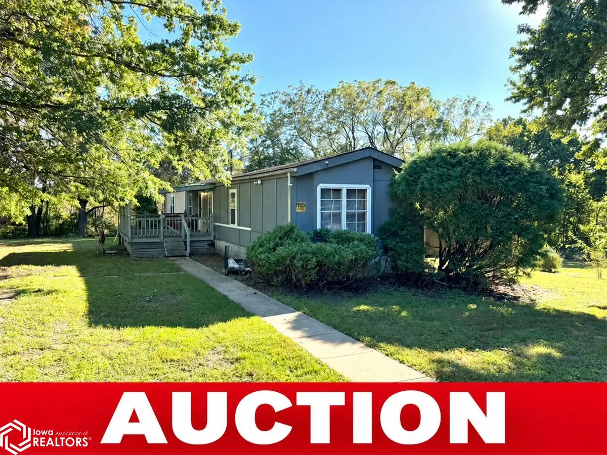 2457 Iowa Ave., Mount Pleasant, IA 52641 - #1