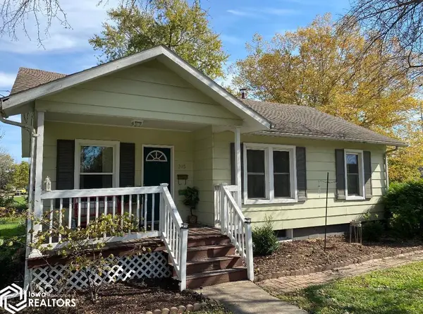 705 N 10th Street, Fairfield, IA 52556