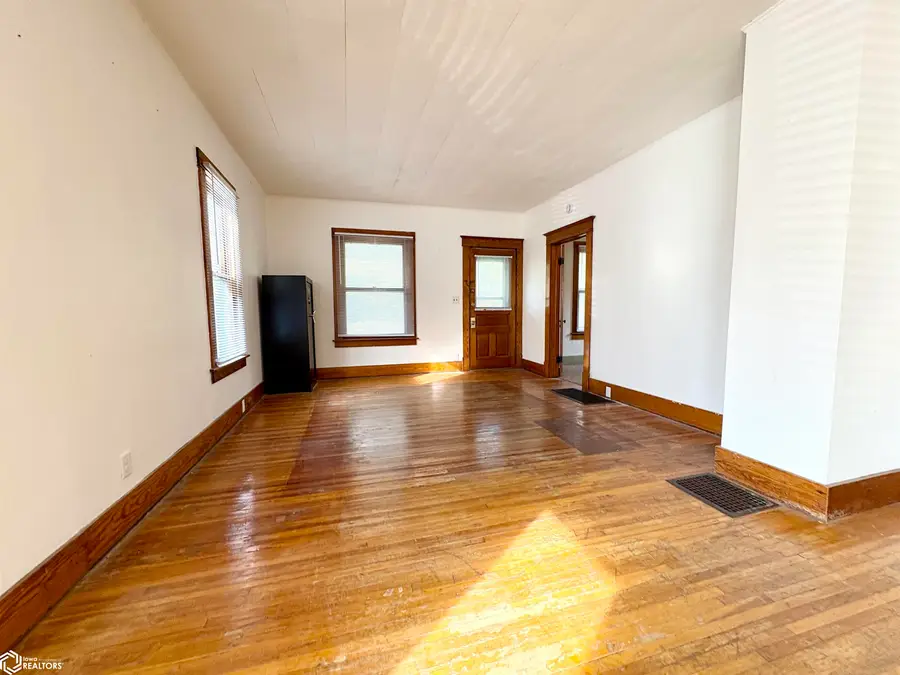 1408 N Central Avenue, Burlington, IA 52601 - #3