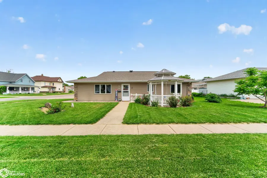 222 W 2nd Street, Carroll, IA 51401 - #2