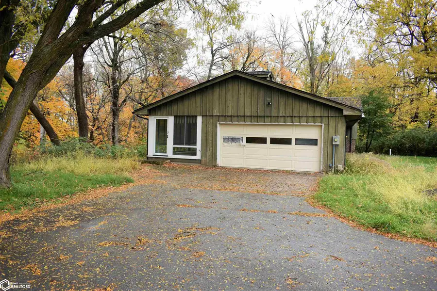 2820 River Road, Iowa Falls, IA 50126 - #3