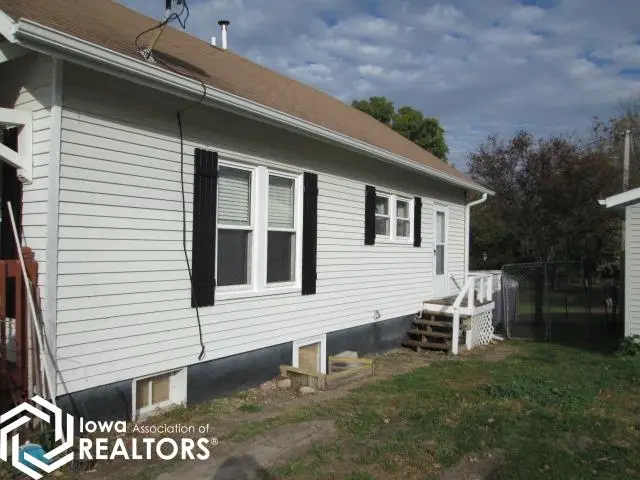 224 S 8th Street, Chariton, IA 50049 - #2