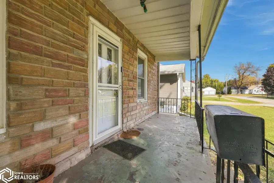 1727 Page Street, Burlington, IA 52601 - #2