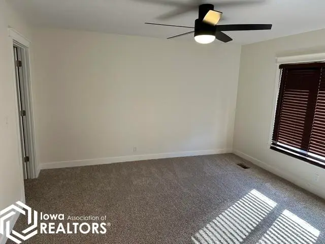 1017 Summit Drive, Webster City, IA 50595 - #3