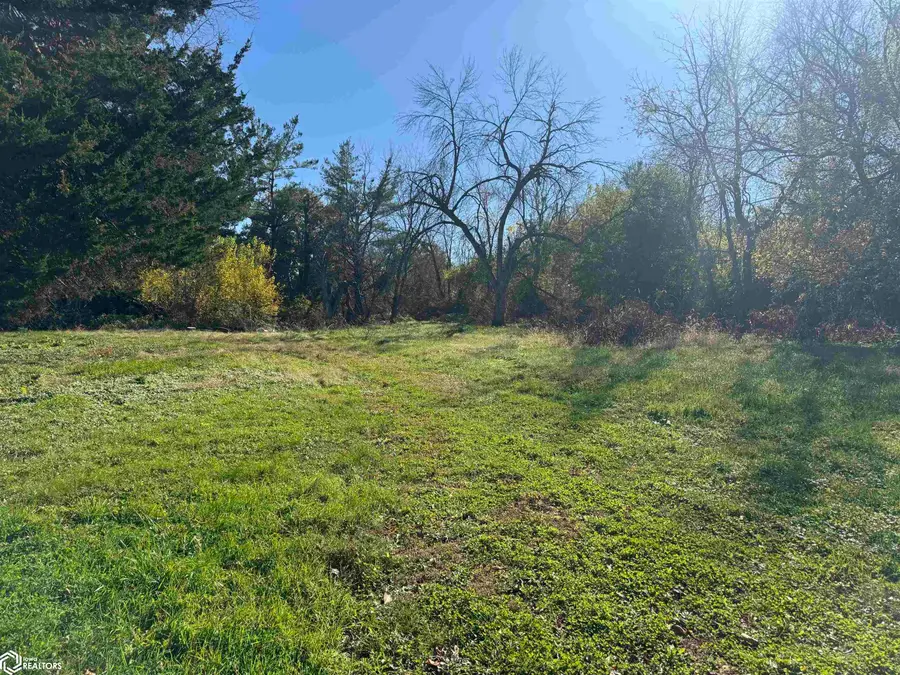2212 Summit Street, Marshalltown, IA 50158 - #3