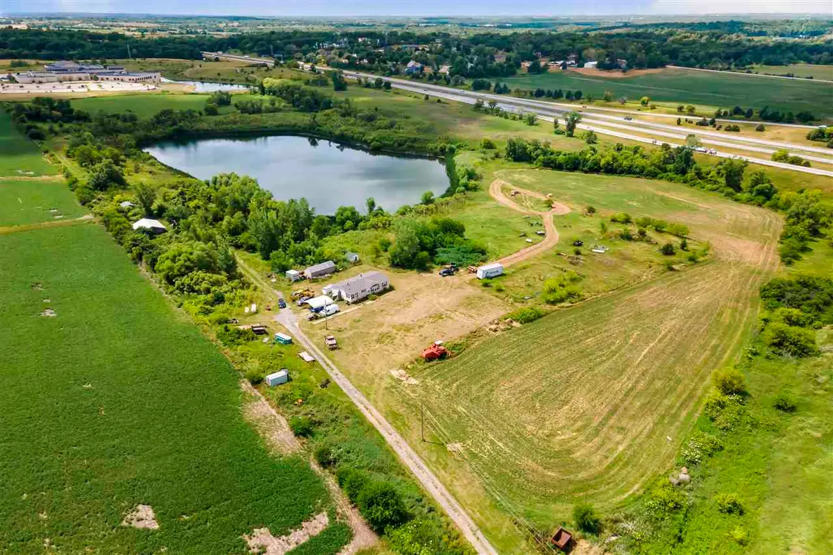 3416 County Home Rd, Cedar Rapids, IA 52411 - Image #1